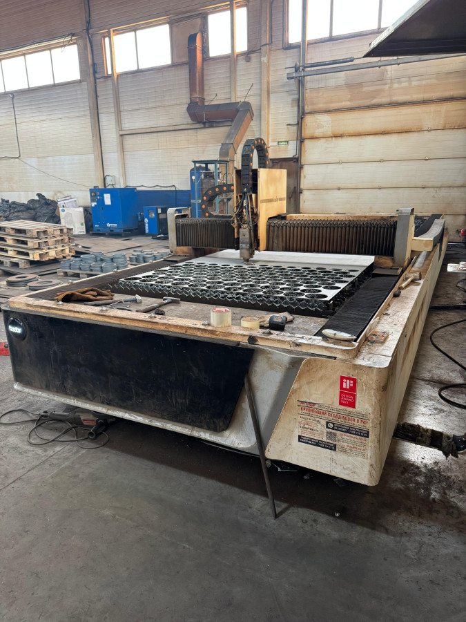 Установка лазерной резки Bodor А6 6000