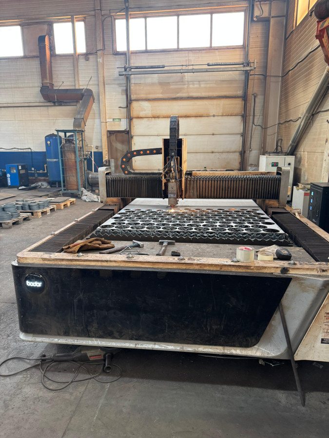 Установка лазерной резки Bodor А6 6000
